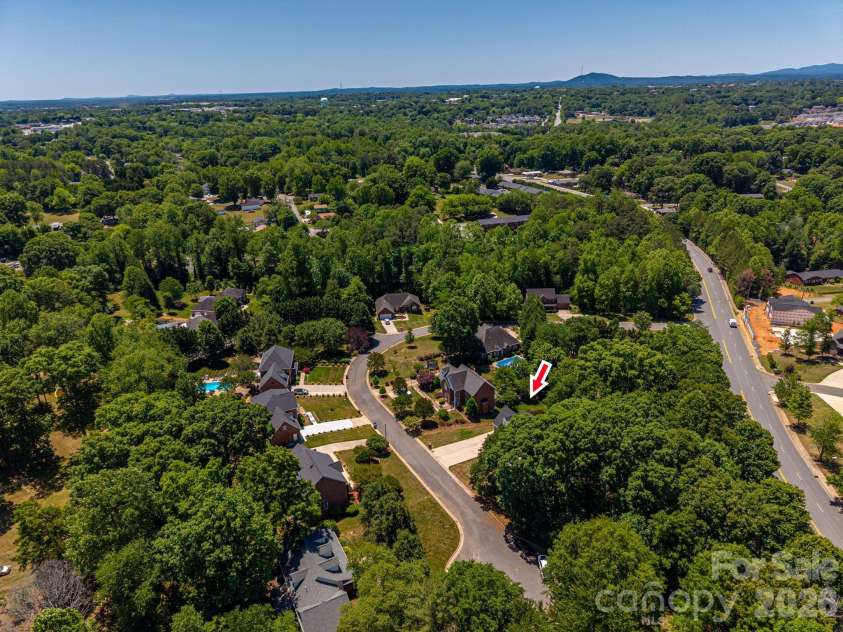 1535 20th Avenue Place, Hickory, NC 28601.  MLS# CAR4381729, YatesRealty ID 30037. 