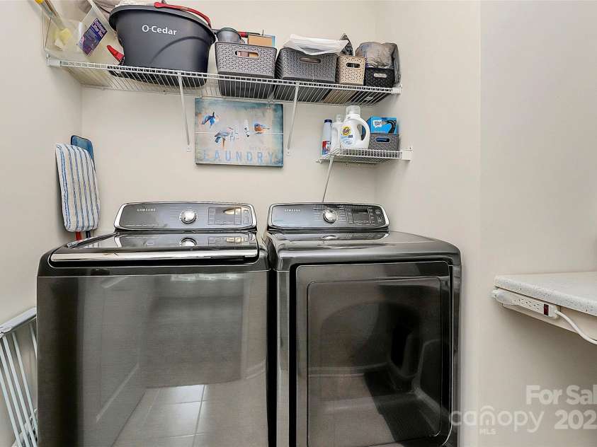 15029 Cordelia Drive, Charlotte, NC 28278.  MLS# CAR4286169, YatesRealty ID 30039. 