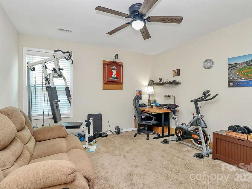 15029 Cordelia Drive, Charlotte, NC 28278.  MLS# CAR4286169, YatesRealty ID 30039. 