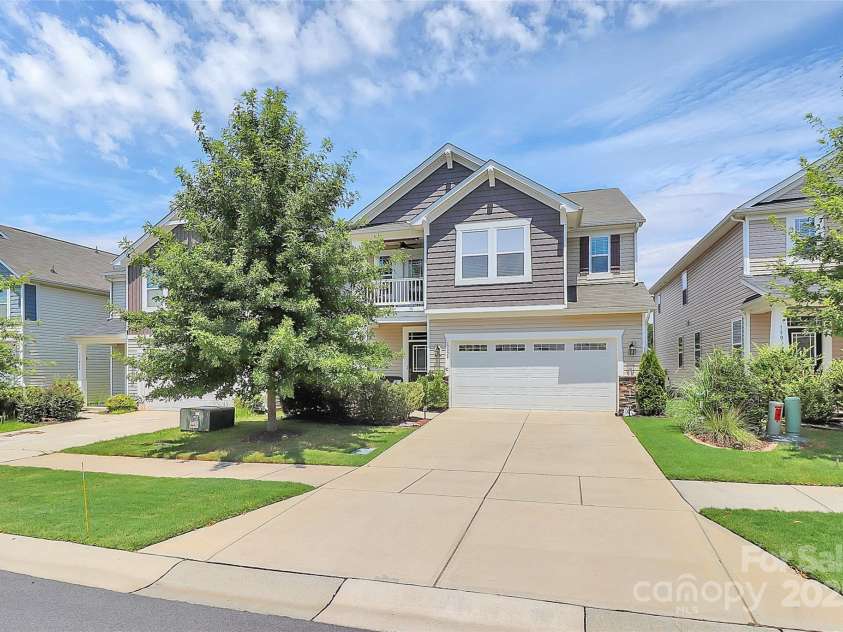 15029 Cordelia Drive, Charlotte, NC 28278.  MLS# CAR4286169, YatesRealty ID 30039. 