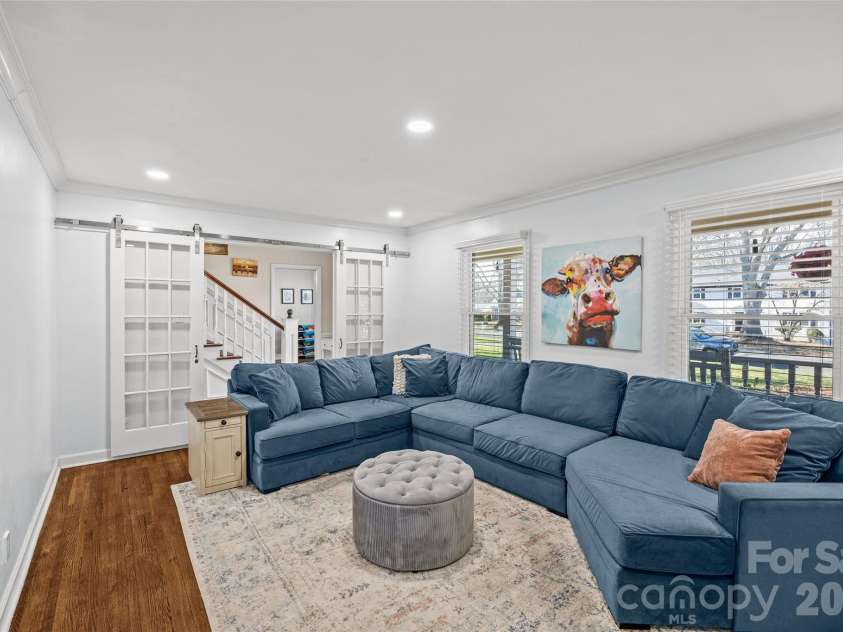 1217 Old Farm Road, Charlotte, NC 28226.  MLS# CAR4353012, YatesRealty ID 3004. 