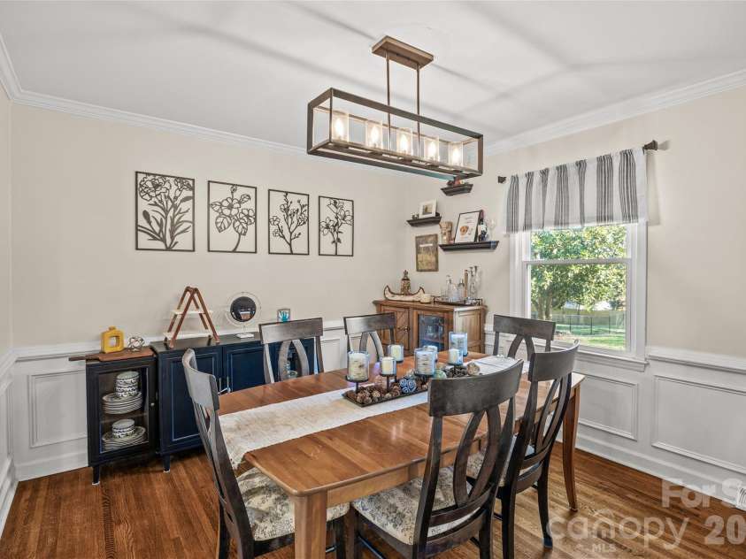 1217 Old Farm Road, Charlotte, NC 28226.  MLS# CAR4353012, YatesRealty ID 3004. 