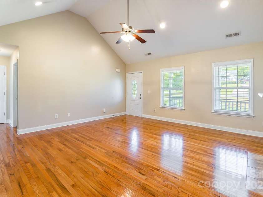 3050 Mccall Meadows Drive, Rock Hill, SC 29730.  MLS# CAR4287366, YatesRealty ID 30041. 