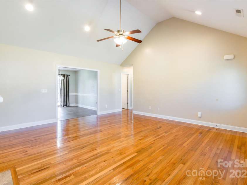 3050 Mccall Meadows Drive, Rock Hill, SC 29730.  MLS# CAR4287366, YatesRealty ID 30041. 