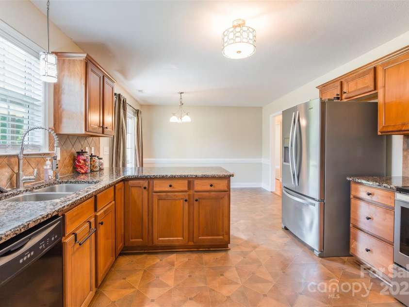 3050 Mccall Meadows Drive, Rock Hill, SC 29730.  MLS# CAR4287366, YatesRealty ID 30041. 