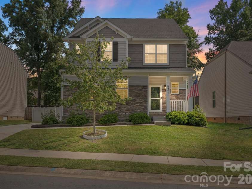 540 Rough Hewn Lane, Rock Hill, SC 29730.  MLS# CAR4383609, YatesRealty ID 30041. 