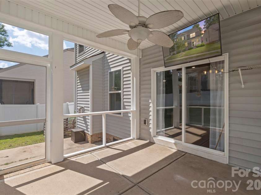 540 Rough Hewn Lane, Rock Hill, SC 29730.  MLS# CAR4383609, YatesRealty ID 30041. 