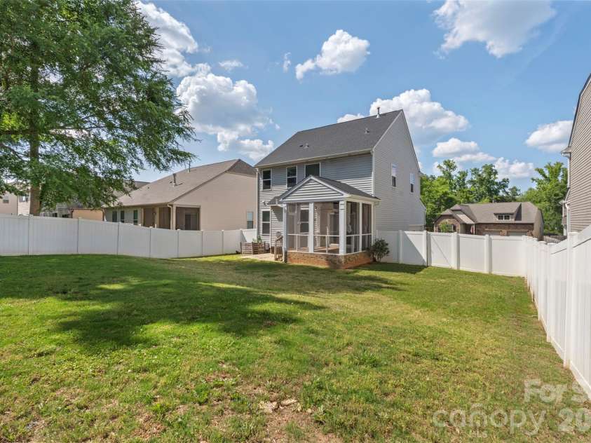 540 Rough Hewn Lane, Rock Hill, SC 29730.  MLS# CAR4383609, YatesRealty ID 30041. 