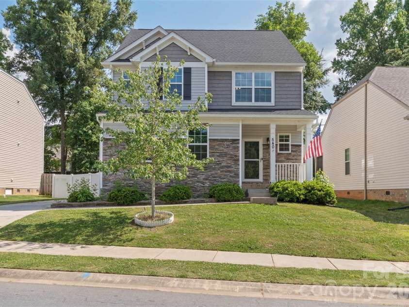 540 Rough Hewn Lane, Rock Hill, SC 29730.  MLS# CAR4383609, YatesRealty ID 30041. 