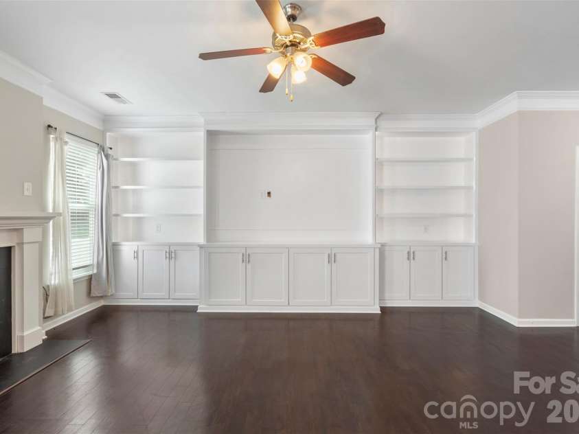 540 Rough Hewn Lane, Rock Hill, SC 29730.  MLS# CAR4383609, YatesRealty ID 30041. Custom built ins