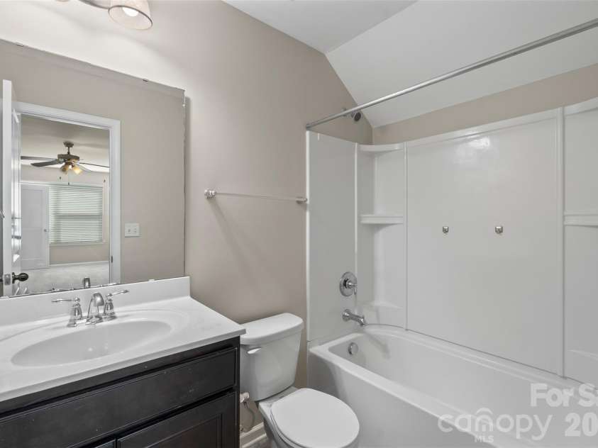 540 Rough Hewn Lane, Rock Hill, SC 29730.  MLS# CAR4383609, YatesRealty ID 30041. Full bath on third floor