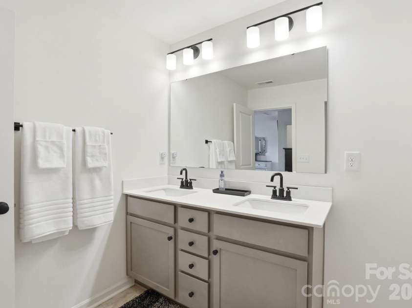 12005 Basking Drive, Charlotte, NC 28214.  MLS# CAR4384590, YatesRealty ID 30042. 