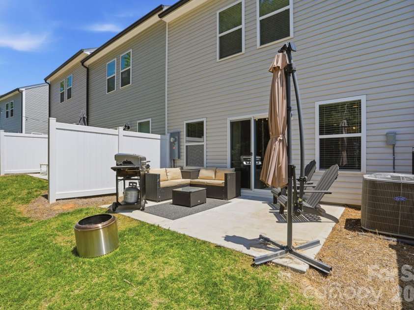 12005 Basking Drive, Charlotte, NC 28214.  MLS# CAR4384590, YatesRealty ID 30042. 