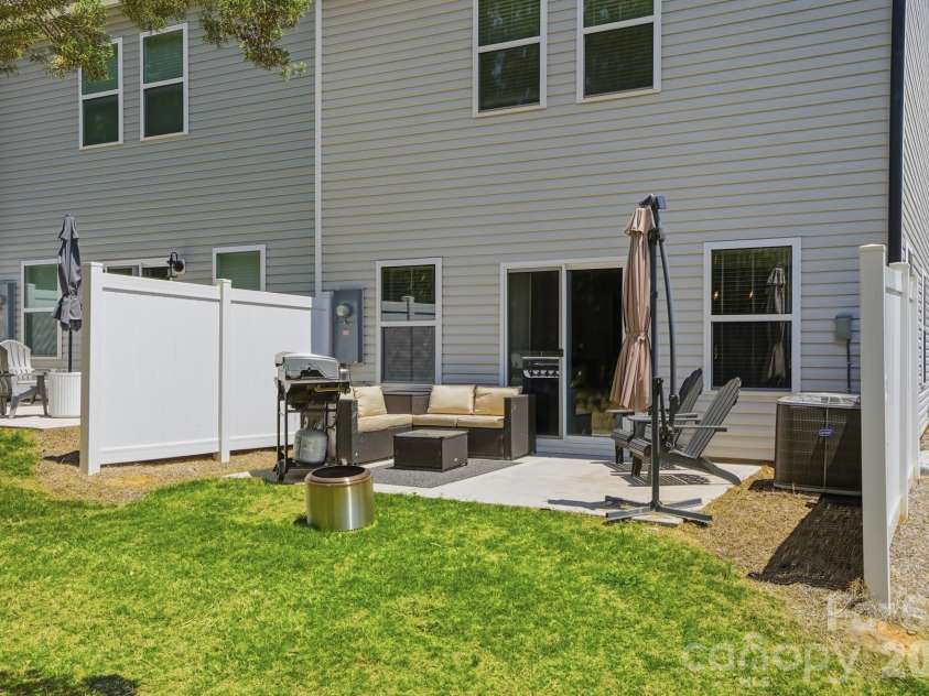12005 Basking Drive, Charlotte, NC 28214.  MLS# CAR4384590, YatesRealty ID 30042. 