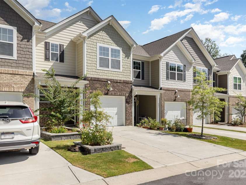 808 Gable Oak Lane, Fort Mill, SC 29708.  MLS# CAR4281348, YatesRealty ID 30042. 