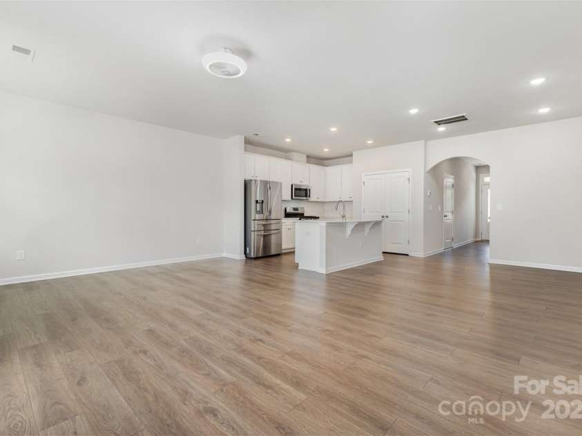 808 Gable Oak Lane, Fort Mill, SC 29708.  MLS# CAR4281348, YatesRealty ID 30042. 