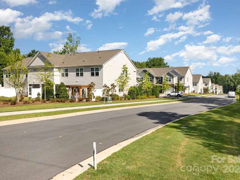 808 Gable Oak Lane, Fort Mill, SC 29708.  MLS# CAR4281348, YatesRealty ID 30042. 