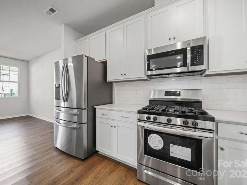 808 Gable Oak Lane, Fort Mill, SC 29708.  MLS# CAR4327510, YatesRealty ID 30042. 