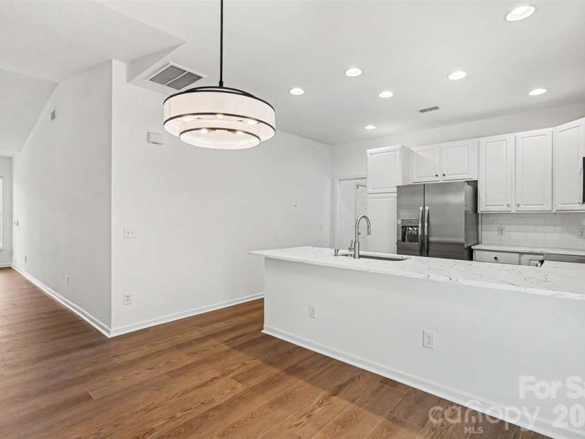 9330 Duckhorn Drive, Charlotte, NC 28277.  MLS# CAR4380843, YatesRealty ID 30044. 