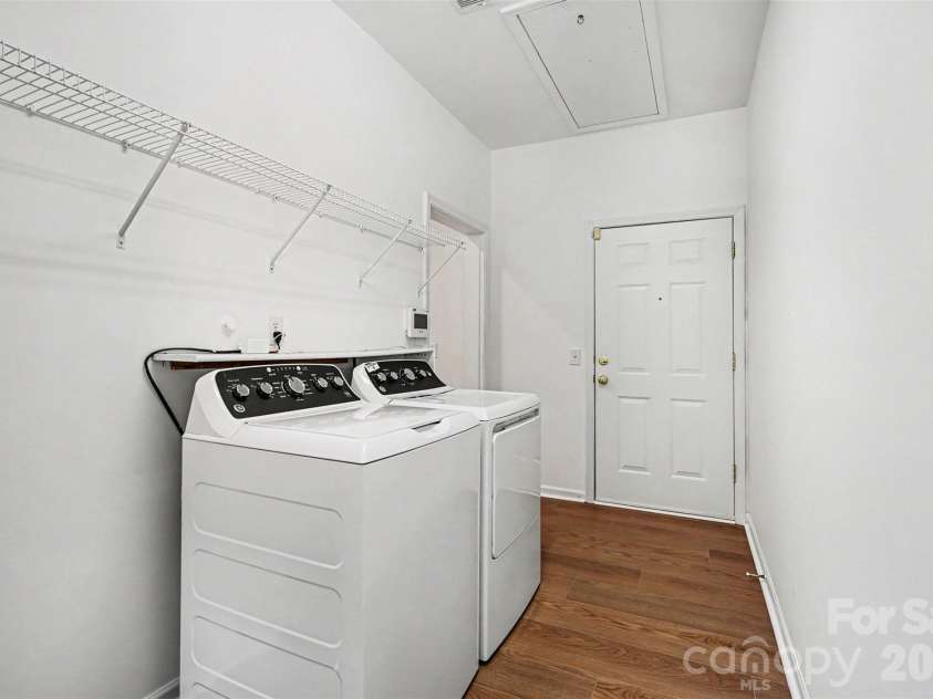 9330 Duckhorn Drive, Charlotte, NC 28277.  MLS# CAR4380843, YatesRealty ID 30044. Laundry room