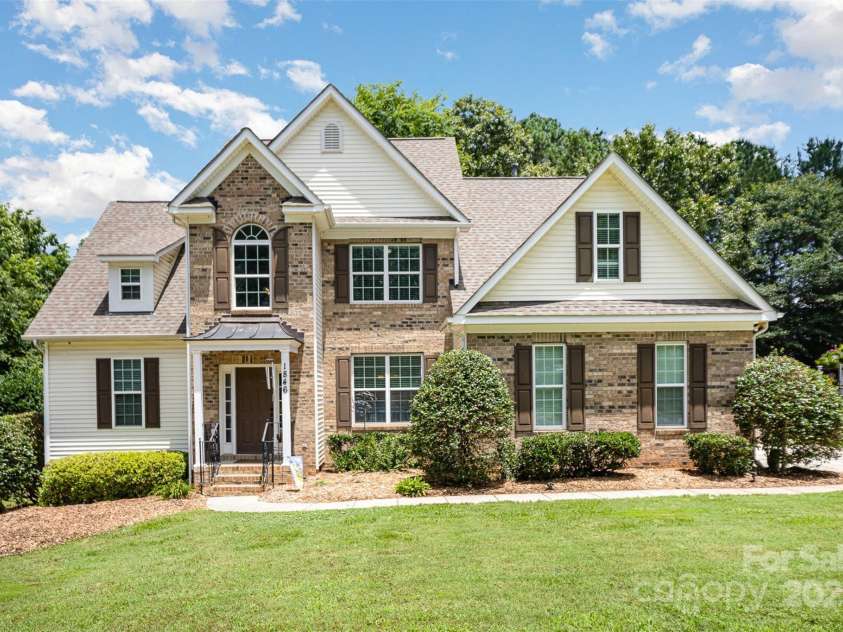 1846 Sam Smith Road, Fort Mill, SC 29708.  MLS# CAR4269840, YatesRealty ID 30046. 