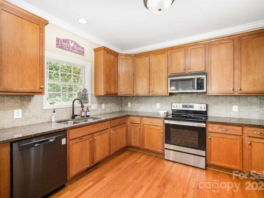 1846 Sam Smith Road, Fort Mill, SC 29708.  MLS# CAR4269840, YatesRealty ID 30046. 
