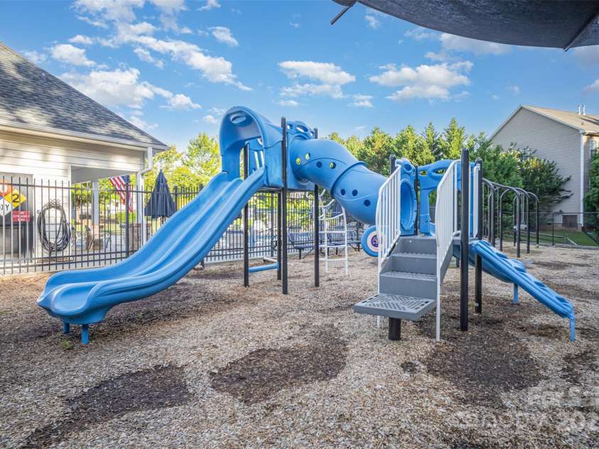 1846 Sam Smith Road, Fort Mill, SC 29708.  MLS# CAR4269840, YatesRealty ID 30046. 