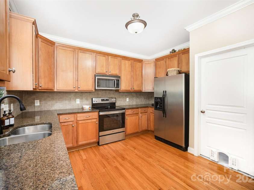 1846 Sam Smith Road, Fort Mill, SC 29708.  MLS# CAR4309996, YatesRealty ID 30046. 