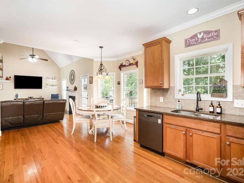 1846 Sam Smith Road, Fort Mill, SC 29708.  MLS# CAR4309996, YatesRealty ID 30046. 