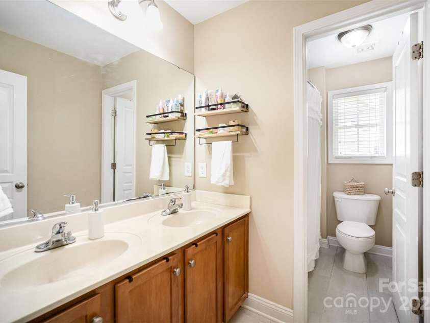 1846 Sam Smith Road, Fort Mill, SC 29708.  MLS# CAR4309996, YatesRealty ID 30046. 