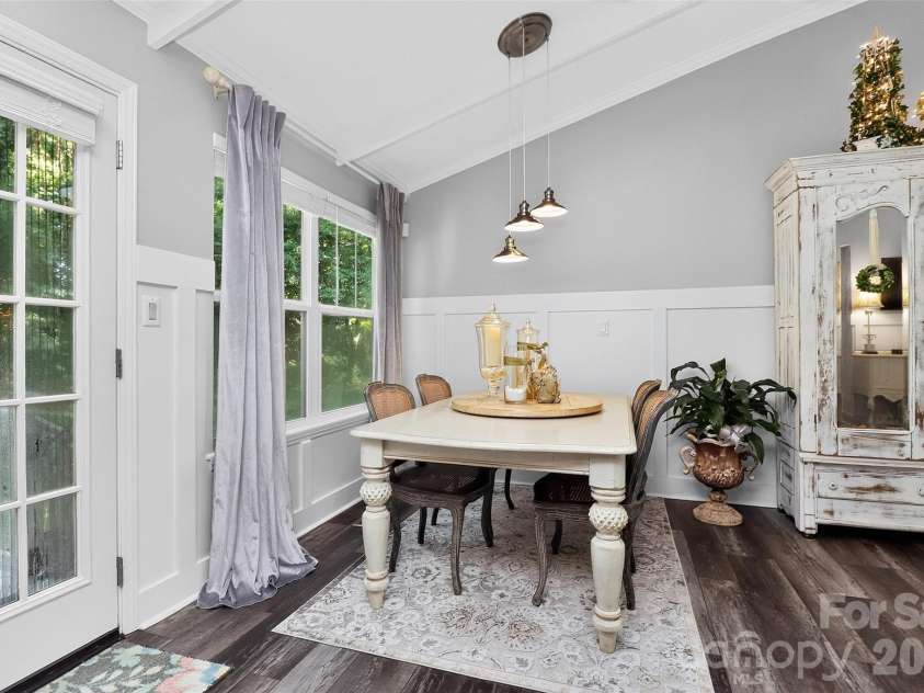216 Hillside Avenue, Concord, NC 28025.  MLS# CAR4389070, YatesRealty ID 30046. 