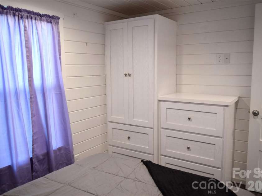 619 Kitchens Branch Road, Sylva, NC 28779.  MLS# CAR4386073, YatesRealty ID 30047. Bedroom