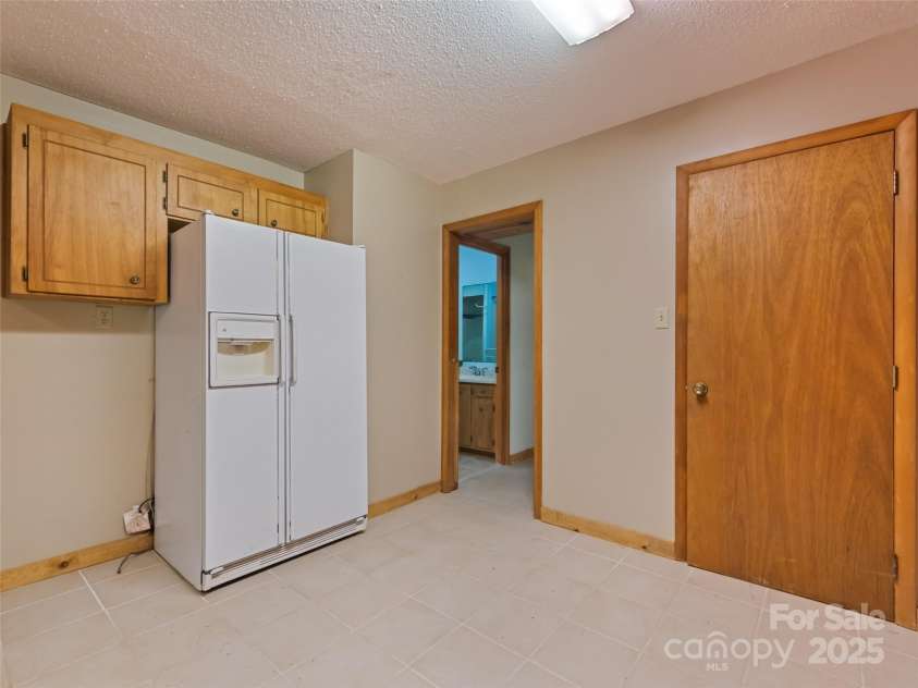 1010 Autumn Drive, Maggie Valley, NC 28751.  MLS# CAR4284241, YatesRealty ID 30048. 