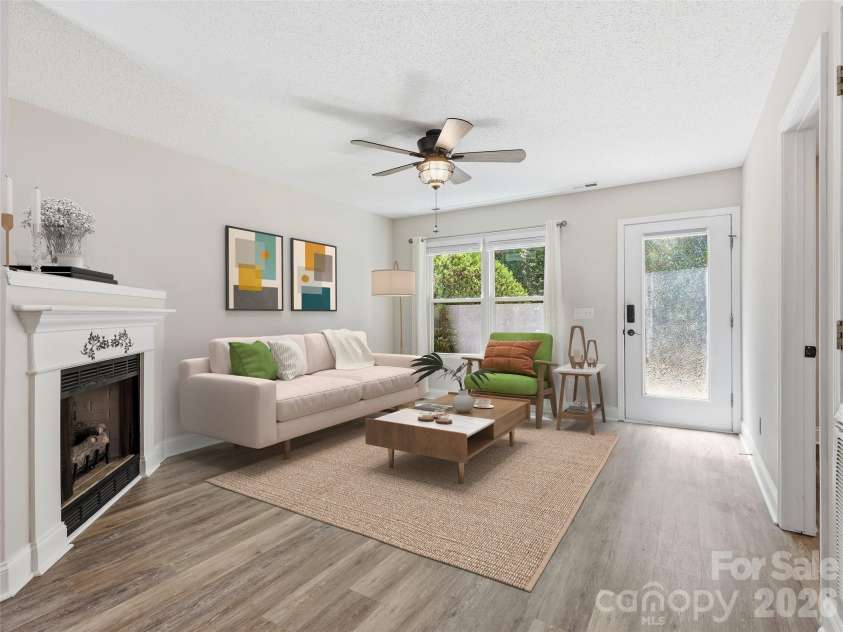 42 Queen Road, Candler, NC 28715.  MLS# CAR4389737, YatesRealty ID 30049. Virtually Staged