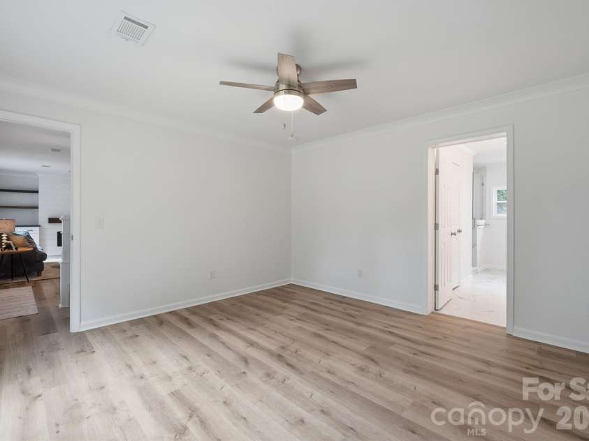 7553 Katherine Drive, Denver, NC 28037.  MLS# CAR4389054, YatesRealty ID 30052. 