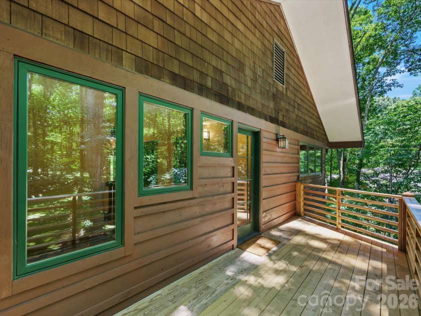 17928 Pages Pond Court, Davidson, NC 28036.  MLS# CAR4391042, YatesRealty ID 30053. 