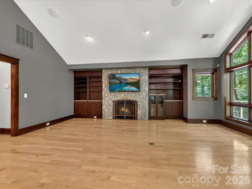 17928 Pages Pond Court, Davidson, NC 28036.  MLS# CAR4391042, YatesRealty ID 30053. 
