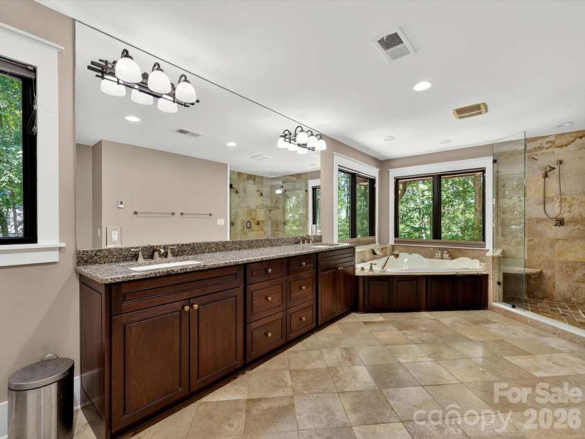 17928 Pages Pond Court, Davidson, NC 28036.  MLS# CAR4391042, YatesRealty ID 30053. 