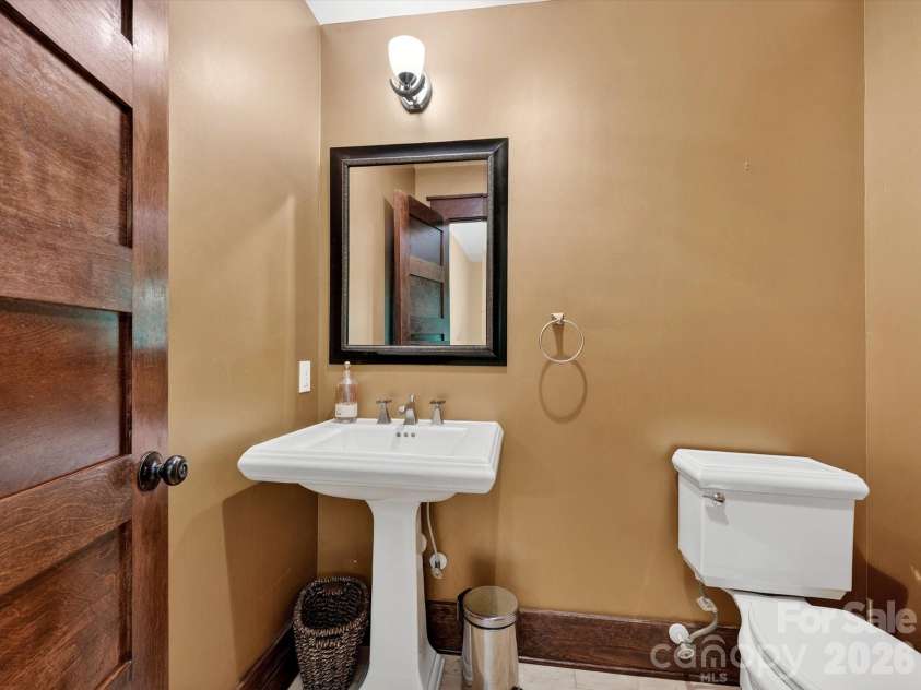 17928 Pages Pond Court, Davidson, NC 28036.  MLS# CAR4391042, YatesRealty ID 30053. 