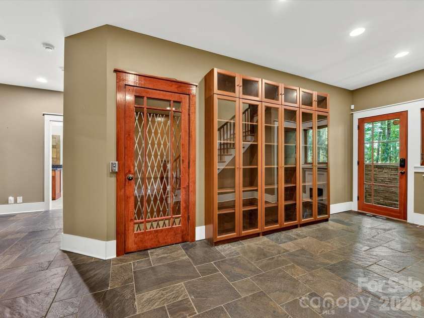 17928 Pages Pond Court, Davidson, NC 28036.  MLS# CAR4391042, YatesRealty ID 30053. 