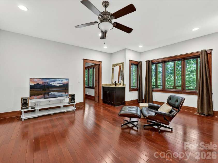 17928 Pages Pond Court, Davidson, NC 28036.  MLS# CAR4391042, YatesRealty ID 30053. 