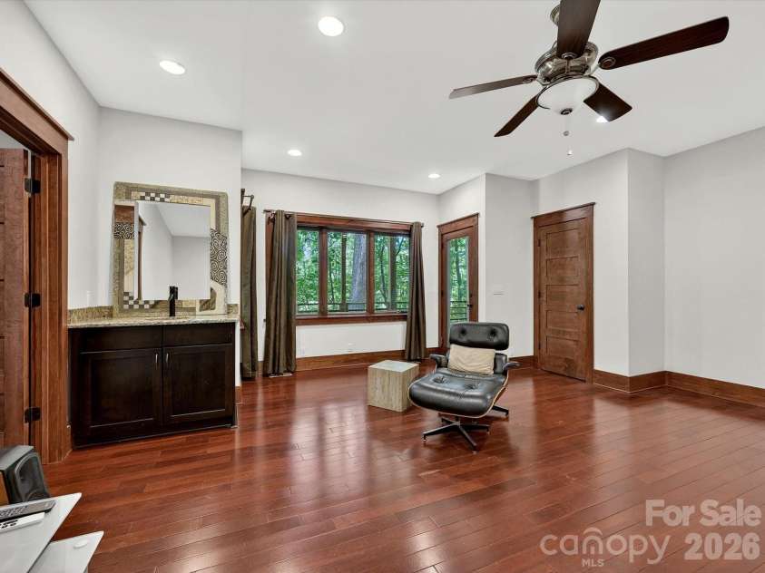 17928 Pages Pond Court, Davidson, NC 28036.  MLS# CAR4391042, YatesRealty ID 30053. 