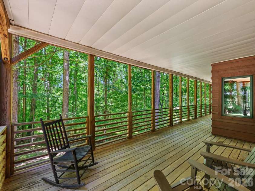 17928 Pages Pond Court, Davidson, NC 28036.  MLS# CAR4391042, YatesRealty ID 30053. 