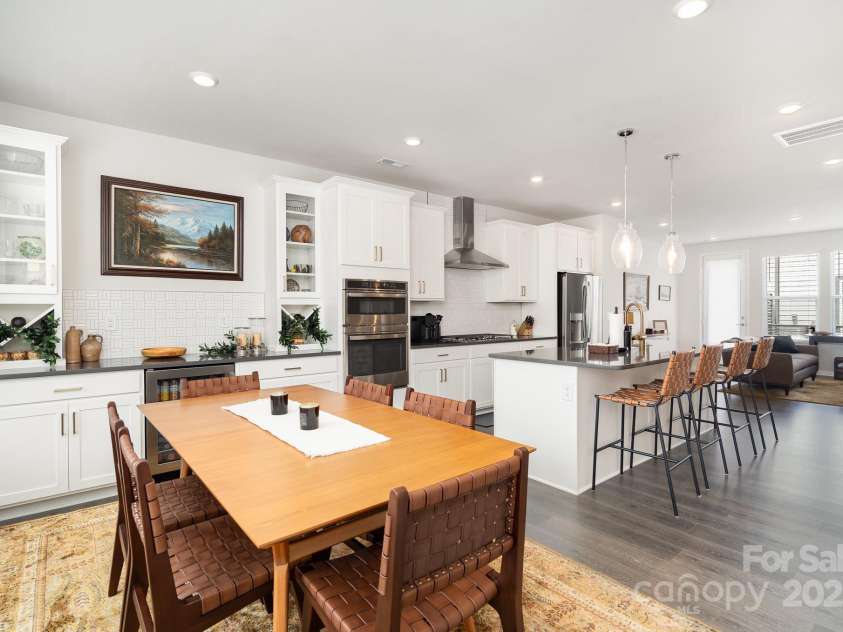 408 Catawba Avenue, Davidson, NC 28036.  MLS# CAR4285615, YatesRealty ID 30053. 