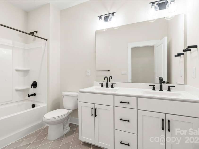 1109 Masefield Avenue, Matthews, NC 28105.  MLS# CAR4286519, YatesRealty ID 30054. 