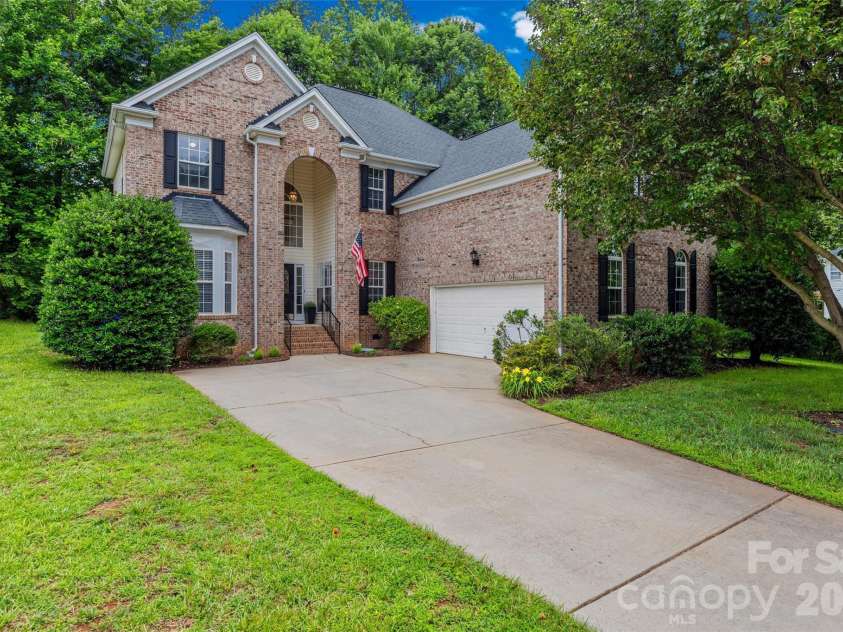 171 Longboat Road, Mooresville, NC 28117.  MLS# CAR4391201, YatesRealty ID 30056. 