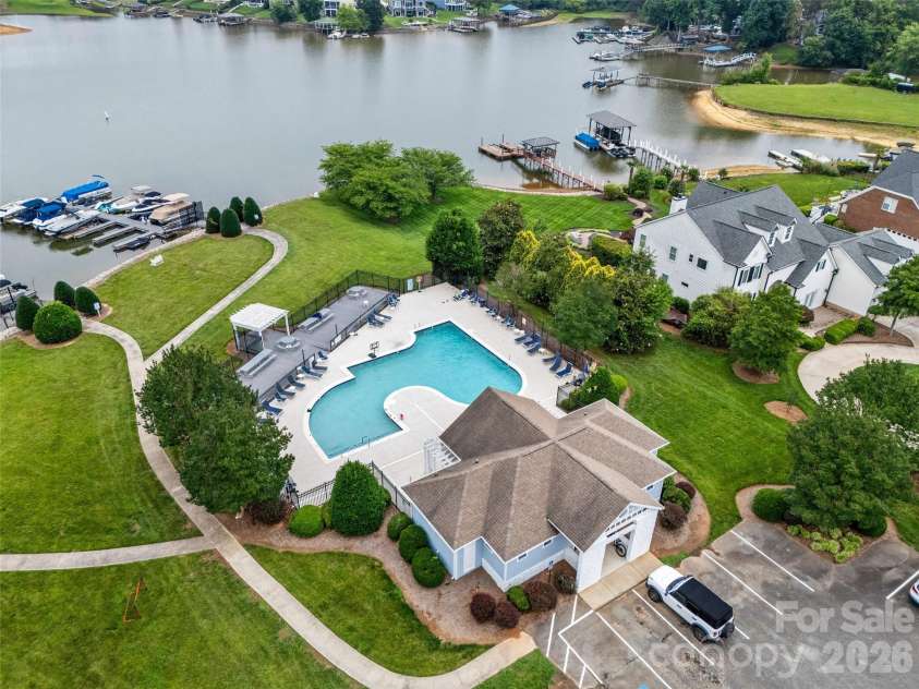 171 Longboat Road, Mooresville, NC 28117.  MLS# CAR4391201, YatesRealty ID 30056. Community Pool