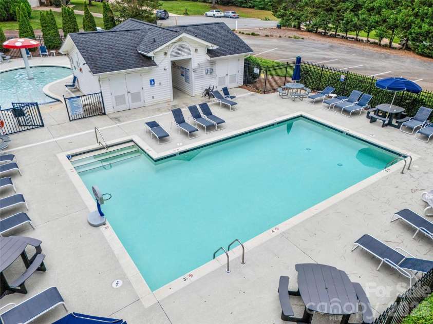 171 Longboat Road, Mooresville, NC 28117.  MLS# CAR4391201, YatesRealty ID 30056. Pool