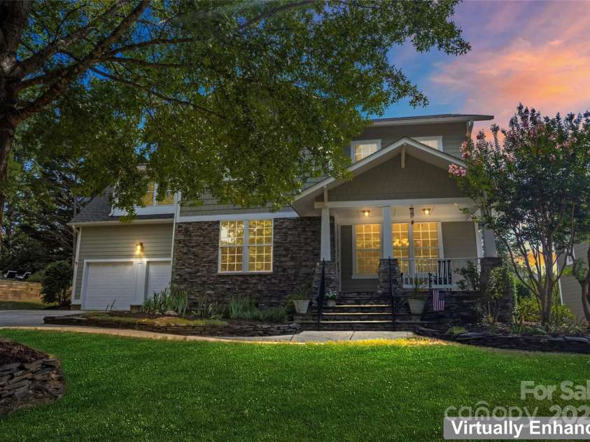 415 Pinnacle Lane, Huntersville, NC 28078.  MLS# CAR4285608, YatesRealty ID 30056. 