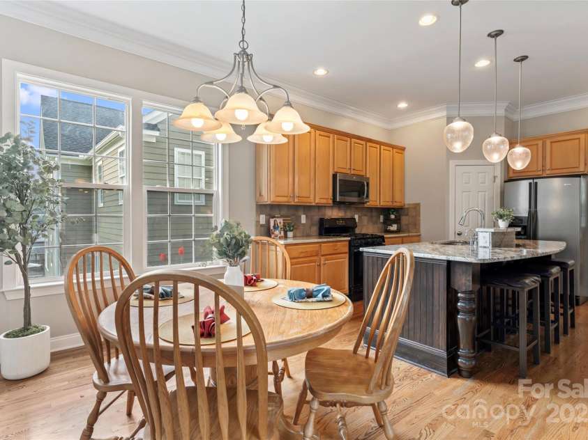 415 Pinnacle Lane, Huntersville, NC 28078.  MLS# CAR4285608, YatesRealty ID 30056. 